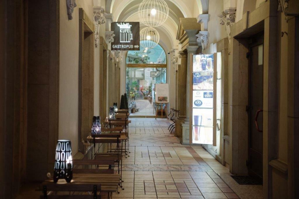 Avanti Palazzo Краков Экстерьер фото